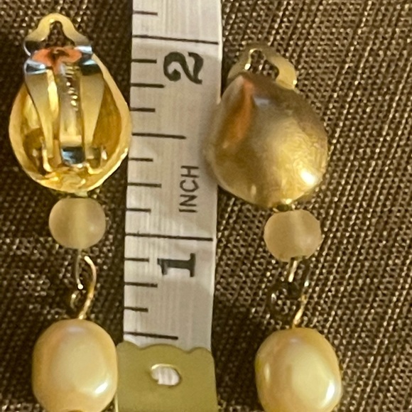 Amy Jo New York Earrings - Picture 5 of 7